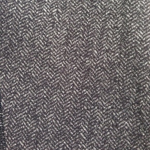 NWT Lululemon Gather and Crow Crop II Herringbone Gray and Black Pant Size 2 - Picture 4 of 7